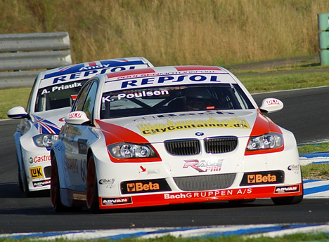 Kristian Poulsen foran verdensmesteren Andy Priaulx, begge i BMW.